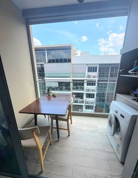 The Lilium Condominium For Sale at S$ 1,688,888 | PropertyGuru Singapore - Balcony