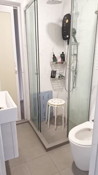Boundary Road, Boundary Road, Room Rental, 120 sqft, Corner Terrace For Rent, by Steven Yan, 500067320 - Bathroom - PropertyGuru.com.sg
