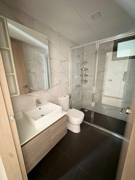 Treasure Crest, 60 Anchorvale Crescent, 3 Bedrooms, 1,076 sqft, Executive Condominium For Rent, by Irene Lim ERA, 500067322 - Bathroom - PropertyGuru.com.sg