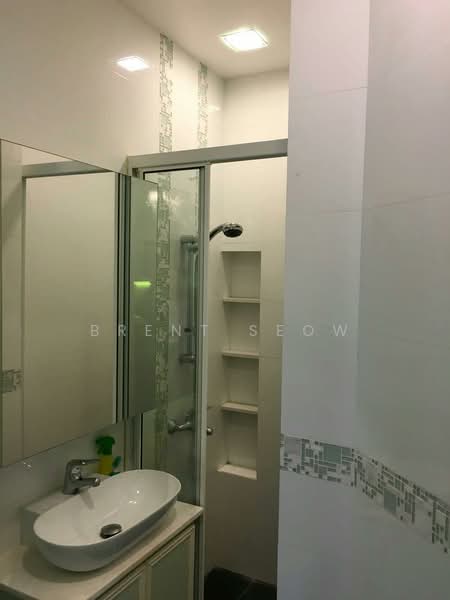 Mackenzie Road, , Studio, 250 sqft, Apartment For Rent, by Brent Seow, 500067338 - Bathroom - PropertyGuru.com.sg