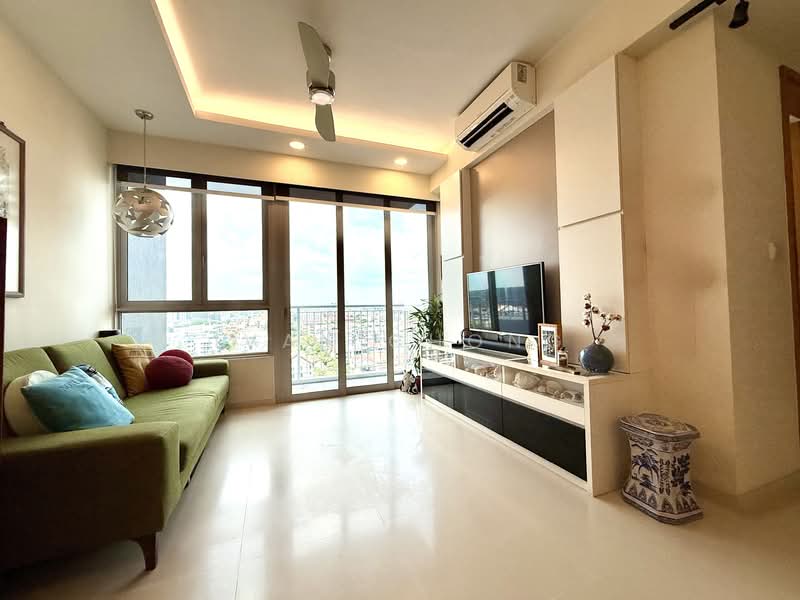 Kovan Melody, 37 Kovan Road, 2 Bedrooms, 904 sqft, Condominium For Rent, by Ivan Chong, 500067341 - Living Room - PropertyGuru.com.sg