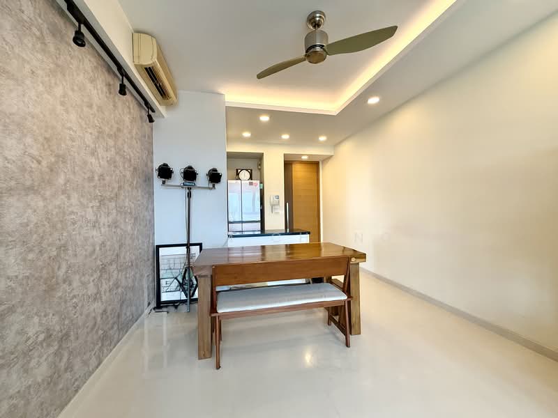 Kovan Melody, 37 Kovan Road, 2 Bedrooms, 904 sqft, Condominium For Rent, by Ivan Chong, 500067341 - Dining Room - PropertyGuru.com.sg