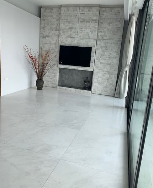 Leonie Parc View Apartment For Sale at S$ 6,600,000 | PropertyGuru Singapore - Living Room