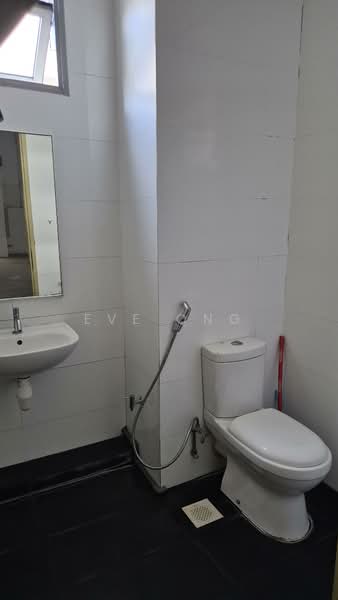 S9, 55 Serangoon North Avenue 4, Hougang / Punggol / Sengkang, 1,883 sqft, Light Industrial (B1) For Rent, by Eve Ong, 500067356 - Bathroom - CommercialGuru.com.sg