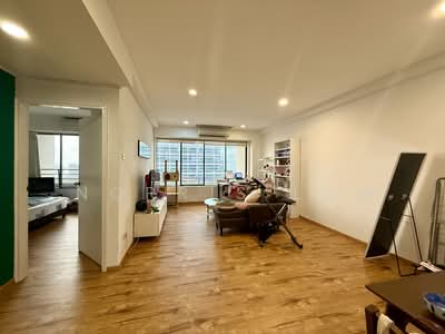 For Rent - International Plaza