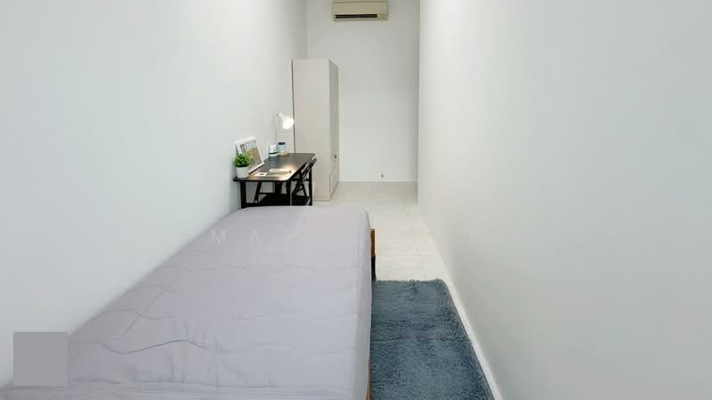 Hillview Regency, 28 Bukit Batok East Avenue 2, Room Rental, 120 sqft, Condominium For Rent, by Maple Yap, 500067358 - CR1 - PropertyGuru.com.sg