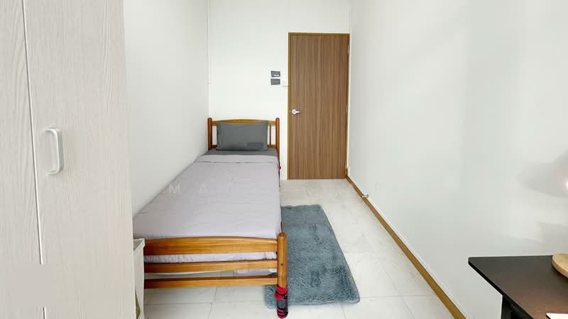 Hillview Regency, 28 Bukit Batok East Avenue 2, Room Rental, 120 sqft, Condominium For Rent, by Maple Yap, 500067358 - CR2 - PropertyGuru.com.sg