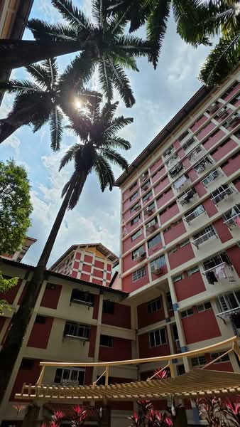 232 Bishan Street 22 HDB Flat For Sale at S$ 886,000 | PropertyGuru Singapore - Exterior