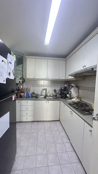 Jervois Lodge, 32 Jervois Road, 3 Bedrooms, 1,237 sqft, Condominium For Rent, by Irene Yeo, 500067409 - Kitchen - PropertyGuru.com.sg