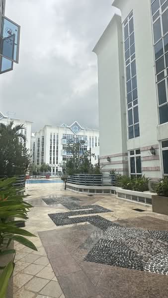 Jervois Lodge, 32 Jervois Road, 3 Bedrooms, 1,237 sqft, Condominium For Rent, by Irene Yeo, 500067409 - PropertyGuru.com.sg