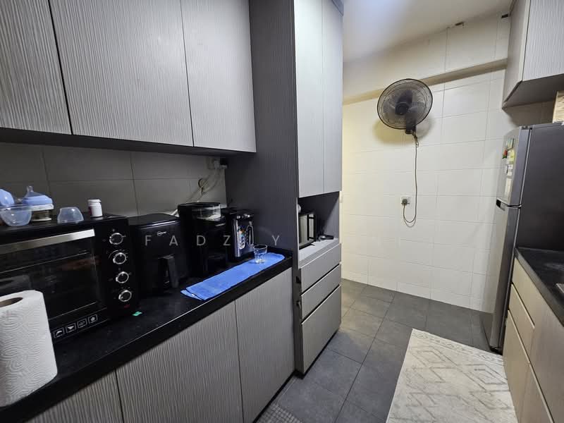 259A Punggol Field HDB Flat For Sale at S$ 645,000 | PropertyGuru Singapore - Kitchen