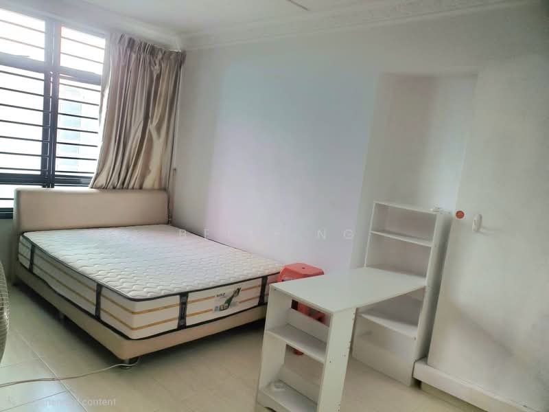 581 Woodlands Drive 16 HDB Flat For Sale at S$ 888,888 | PropertyGuru Singapore - Bedroom