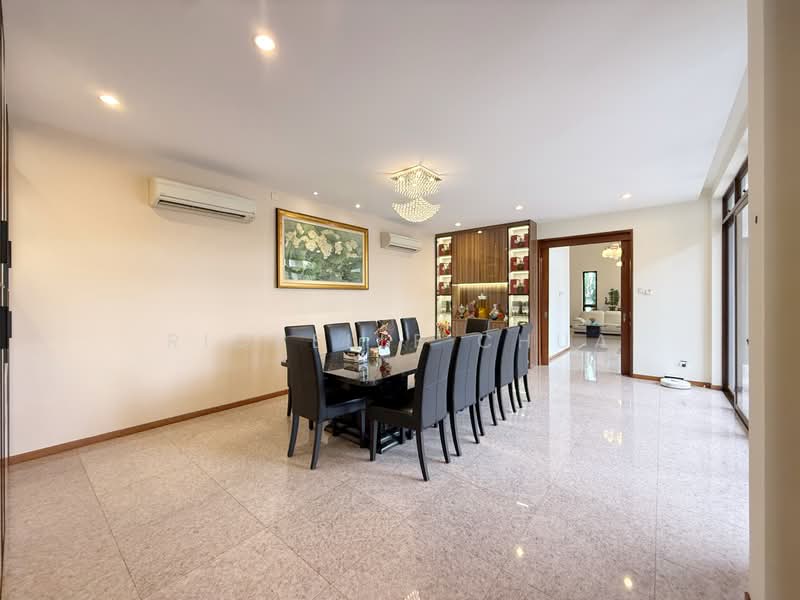 Pinewood Grove Detached House For Sale at S$ 5,600,000 | PropertyGuru Singapore - Dining Room