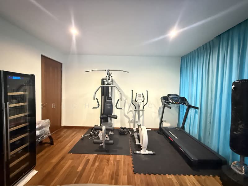Pinewood Grove Detached House For Sale at S$ 5,600,000 | PropertyGuru Singapore - Gym