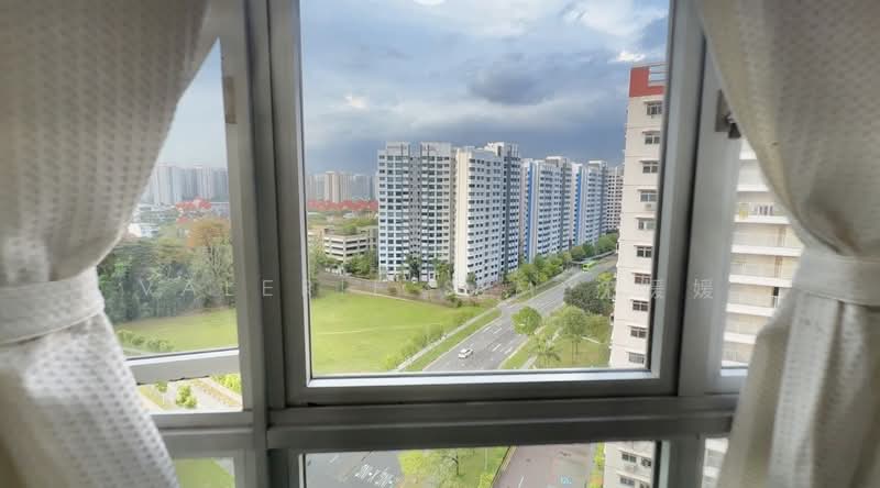 986B Buangkok Crescent HDB Flat For Sale at S$ 528,888 | PropertyGuru Singapore - View