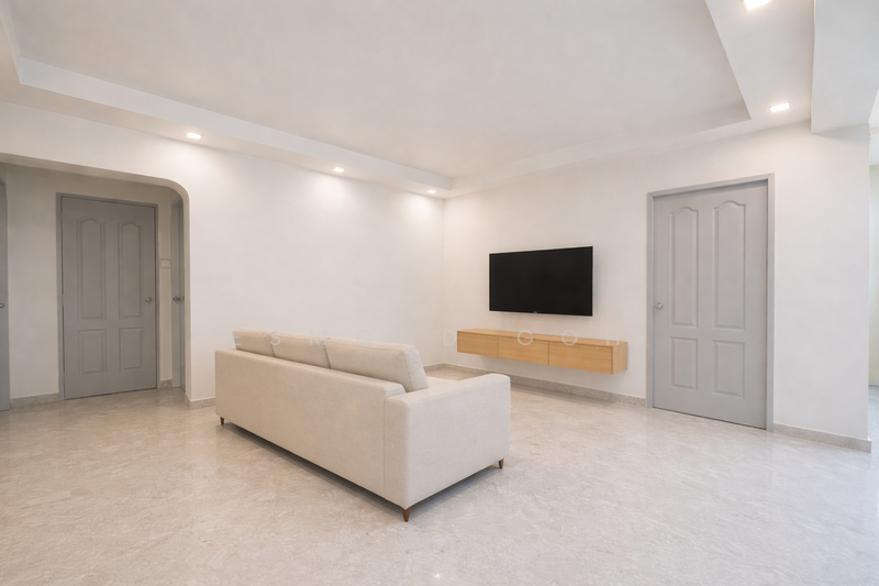 302 Yishun Central HDB Flat For Sale at S$ 700,000 | PropertyGuru Singapore - Living Room