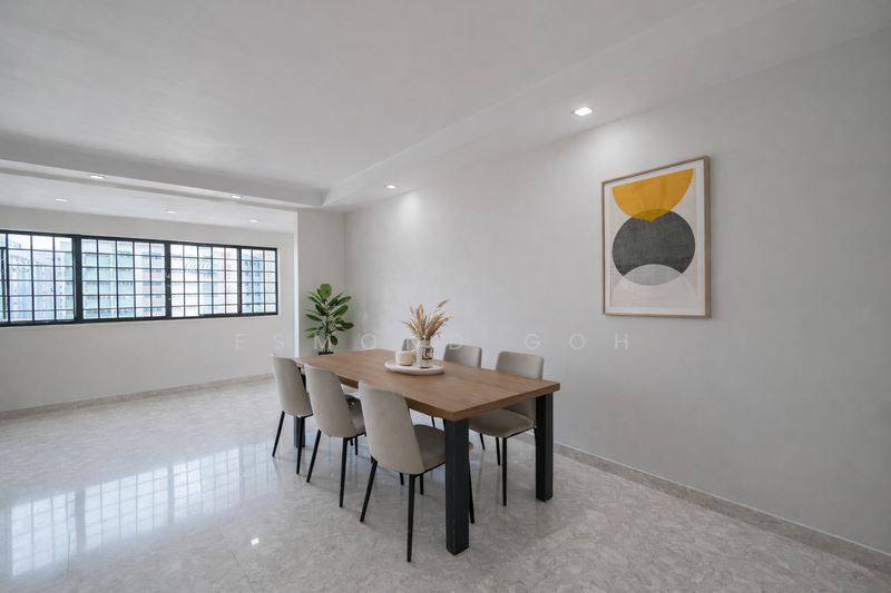 302 Yishun Central HDB Flat For Sale at S$ 700,000 | PropertyGuru Singapore - Dining Room