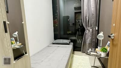 For Rent - The Crest