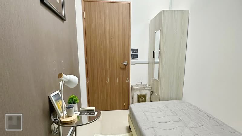 The Crest, 105 Prince Charles Crescent, Room Rental, 90 sqft, Condominium For Rent, by Wu JiaWei, 500067461 - PR3 - PropertyGuru.com.sg