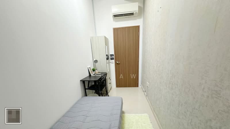 The Crest, 105 Prince Charles Crescent, Room Rental, 90 sqft, Condominium For Rent, by Wu JiaWei, 500067461 - PR2 - PropertyGuru.com.sg