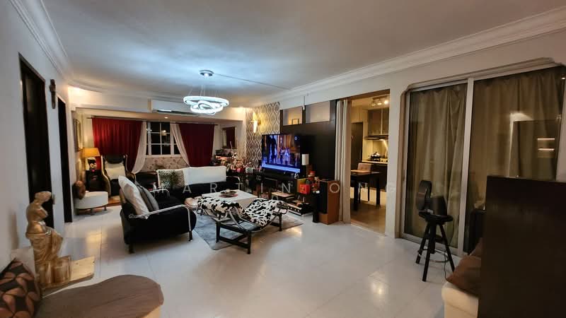 134 Pasir Ris Street 11 HDB Flat For Sale at S$ 895,000 | PropertyGuru Singapore - Living Room