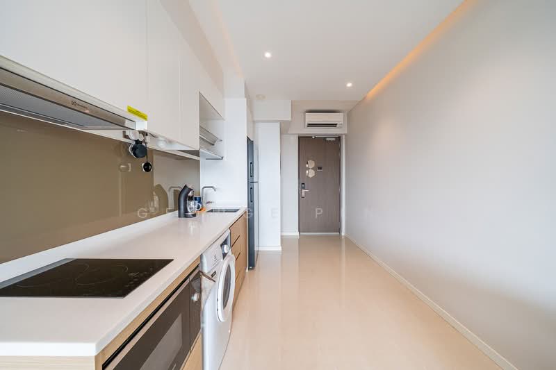 Top Floor 2 Bedder Condominium For Sale at S$ 1,250,000 | PropertyGuru Singapore - Kitchen
