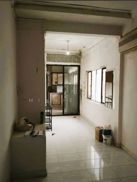 Owen Road Apartment For Sale at S$ 800,000 | PropertyGuru Singapore - Kitchen