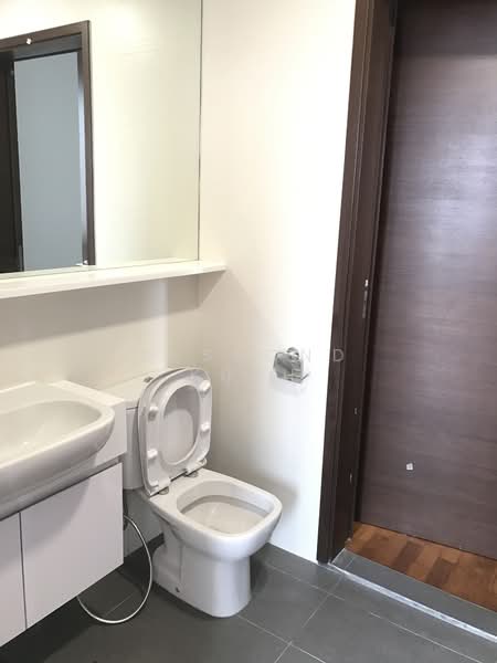 Millage Apartment For Sale at S$ 880,000 | PropertyGuru Singapore - Bathroom