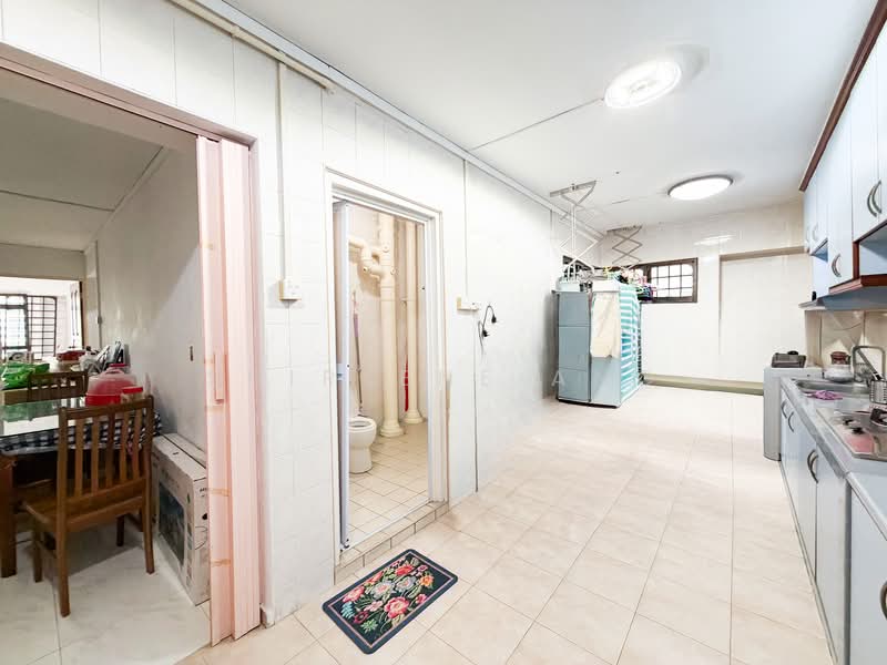 667C Jurong West Street 65 HDB Flat For Sale at S$ 640,000 | PropertyGuru Singapore - Interior