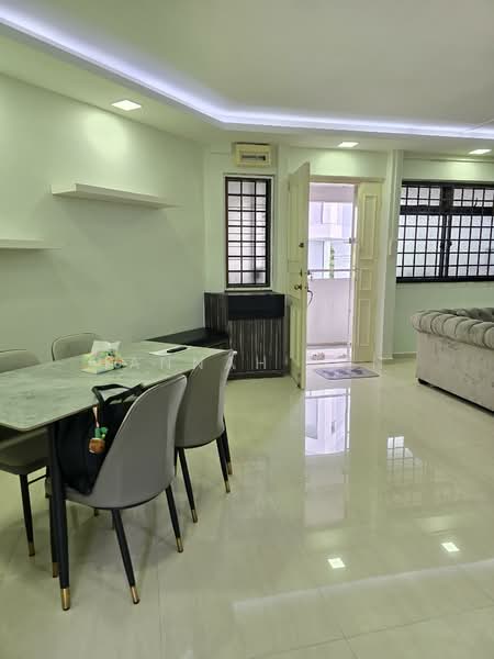 448 fajar Road, , 3 Bedrooms, 1,076 sqft, HDB Flat For Rent, by Hannah Tan, 500067508 - Living Room - PropertyGuru.com.sg