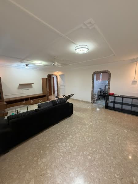 321 Bukit Batok Street 33, 321 Bukit Batok Street 33, Room Rental, 125 sqft, HDB Flat For Rent, by Jeremy Chew, 500067526 - Living Room - PropertyGuru.com.sg