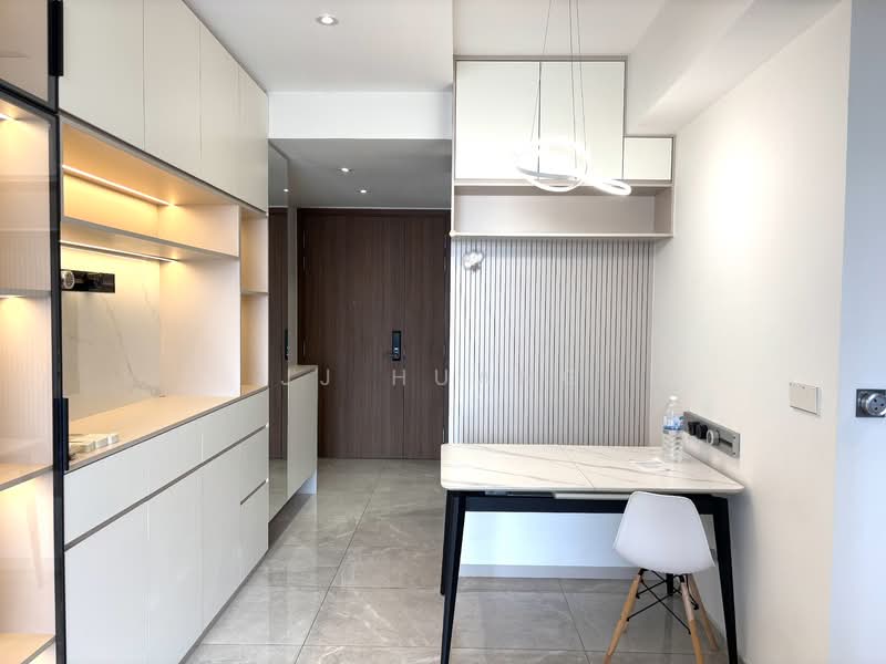 Stirling Residences, 23 Stirling Road, 2 Bedrooms, 635 sqft, Condominium For Sale, by JJ Huang, 500067537 - PropertyGuru.com.sg