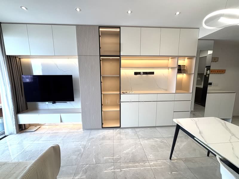 Stirling Residences, 23 Stirling Road, 2 Bedrooms, 635 sqft, Condominium For Sale, by JJ Huang, 500067537 - Living Room - PropertyGuru.com.sg