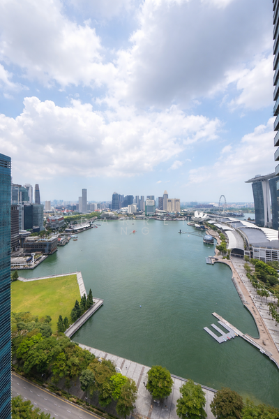 Marina Bay Residences, 18 Marina Boulevard, 2 Bedrooms, 1,055 sqft, Condominium For Rent, by Darren Ng, 500067544 - Exterior - PropertyGuru.com.sg