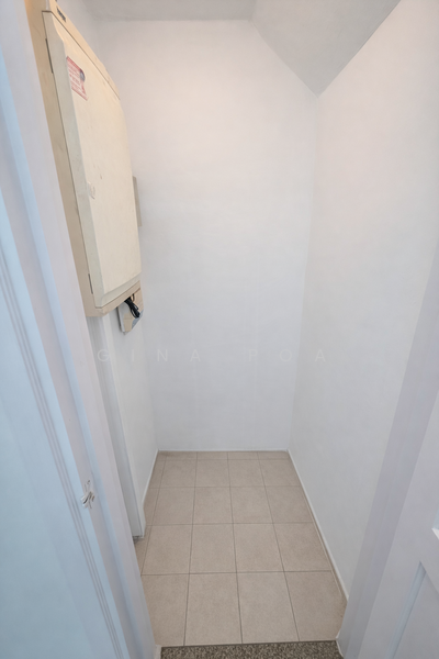 The Springside, Springside Walk, 4 Bedrooms, 3,448 sqft, Terraced House For Rent, by Gina Poa, 500067546 - Interior - PropertyGuru.com.sg