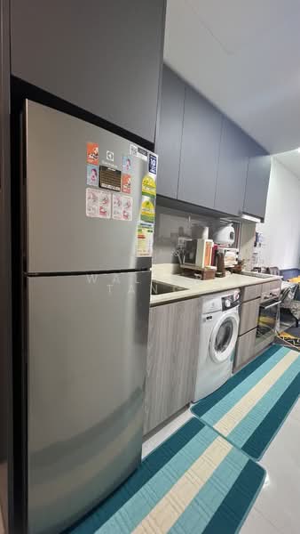 Riverfront Residences, 41 Hougang Avenue 7, Studio, 463 sqft, Condominium For Rent, by Walter Tang, 500067547 - Kitchen - PropertyGuru.com.sg