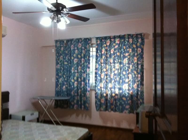 101 Pasir Ris Street 12, 101 Pasir Ris Street 12, Room Rental, 200 sqft, HDB Flat For Rent, by Jennifer Foo, 500067558 - Bedroom - PropertyGuru.com.sg