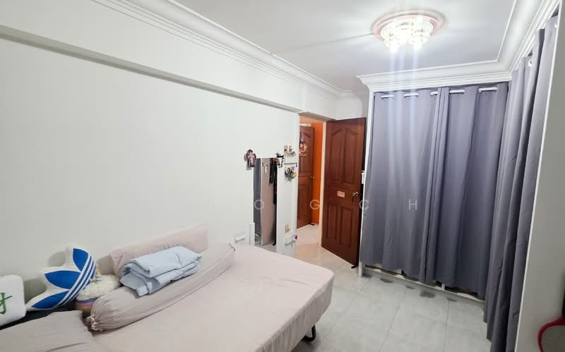 158 Tampines Street 12 HDB Flat For Sale at S$ 680,000 | PropertyGuru Singapore - Bedroom 2