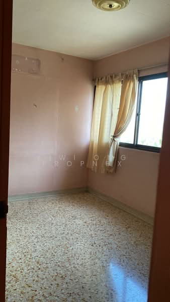 602 Ang Mo Kio Avenue 5 HDB Flat For Sale at S$ 480,000 | PropertyGuru Singapore - Interior