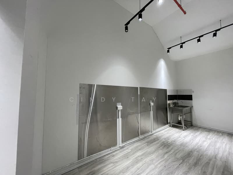 The Garden Residences Condominium For Sale at S$ 888,000 | PropertyGuru Singapore - Interior