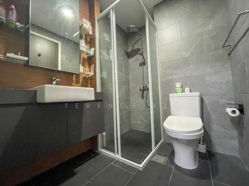 Rezi 24 Apartment For Sale at S$ 850,000 | PropertyGuru Singapore - Bathroom