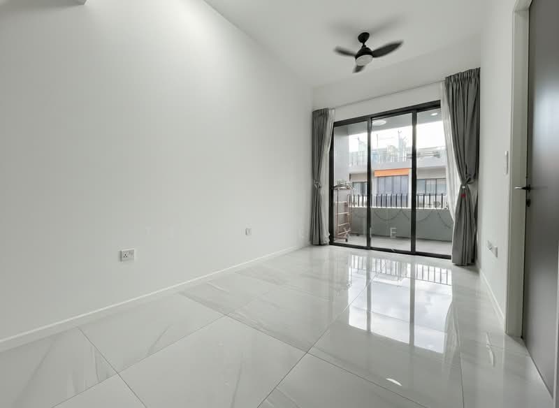 Rezi 24 Apartment For Sale at S$ 850,000 | PropertyGuru Singapore - Interior