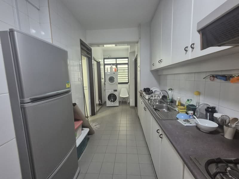 Fernwood Towers, 24 Fernwood Terrace, Room Rental, 150 sqft, Condominium For Rent, by Evan Tan, 500067608 - Kitchen - PropertyGuru.com.sg