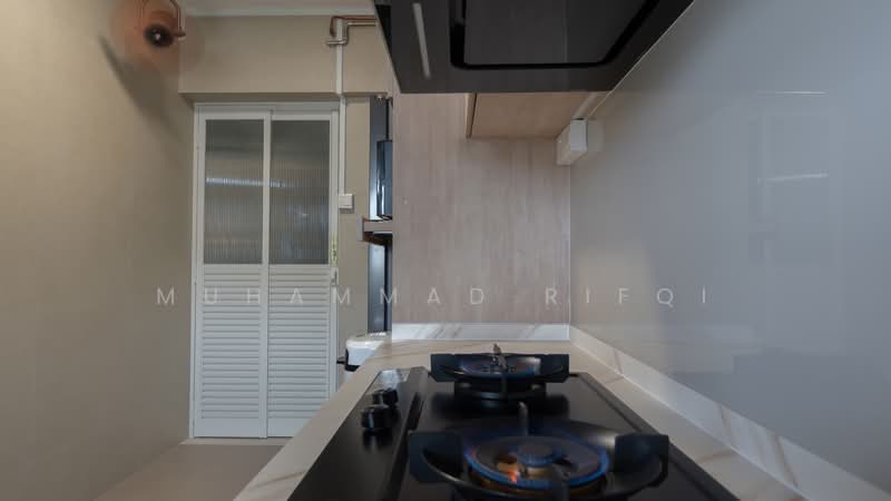 553 Woodlands Drive 44 HDB Flat For Sale at S$ 690,000 | PropertyGuru Singapore - Kitchen