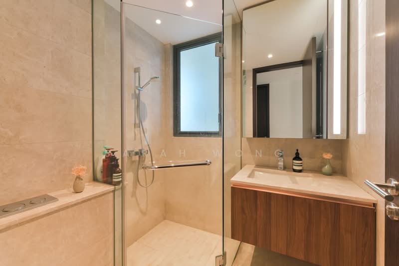 JadeScape Condominium For Sale at S$ 2,428,000 | PropertyGuru Singapore - Bathroom