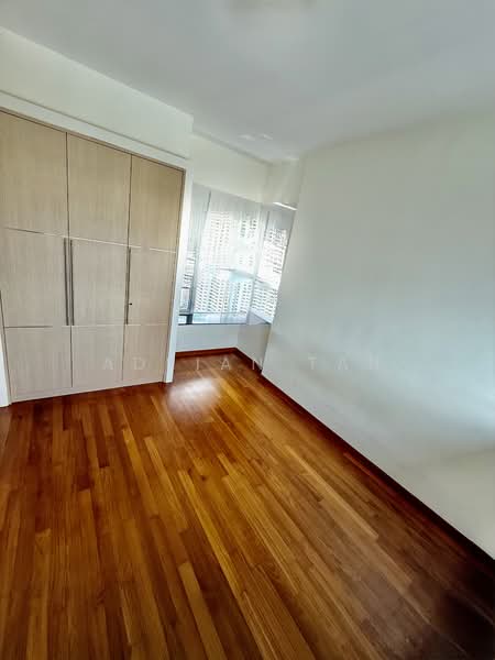 Twin Regency, 26 Kim Tian Road, 3 Bedrooms, 1,227 sqft, Condominium For Rent, by Adrian Tan, 500067637 - Interior - PropertyGuru.com.sg