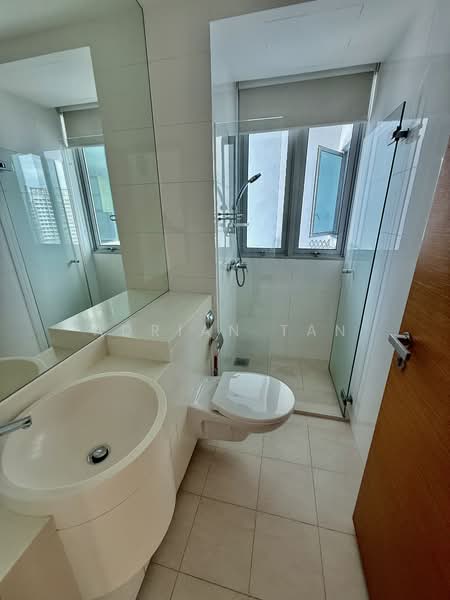 Twin Regency, 26 Kim Tian Road, 3 Bedrooms, 1,227 sqft, Condominium For Rent, by Adrian Tan, 500067637 - PropertyGuru.com.sg
