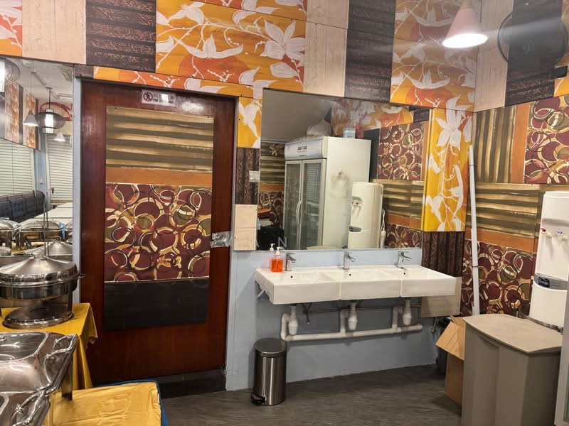 Little India Shop Houses, 2 Veerasamy Road, 1,300 sqft, Food & Beverage For Rent, by Van Kas, 500067650 - Interior - CommercialGuru.com.sg