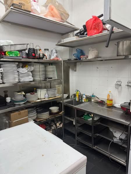 Little India Shop Houses, 2 Veerasamy Road, 1,300 sqft, Food & Beverage For Rent, by Van Kas, 500067650 - Kitchen - CommercialGuru.com.sg