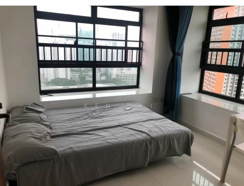 441B Clementi Avenue 3 HDB Flat For Sale at S$ 1,500,000 | PropertyGuru Singapore - Bedroom
